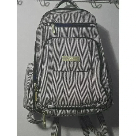 Ju-Ju-Be Handbags - Ju-Ju-Be Backpack Black‎ White